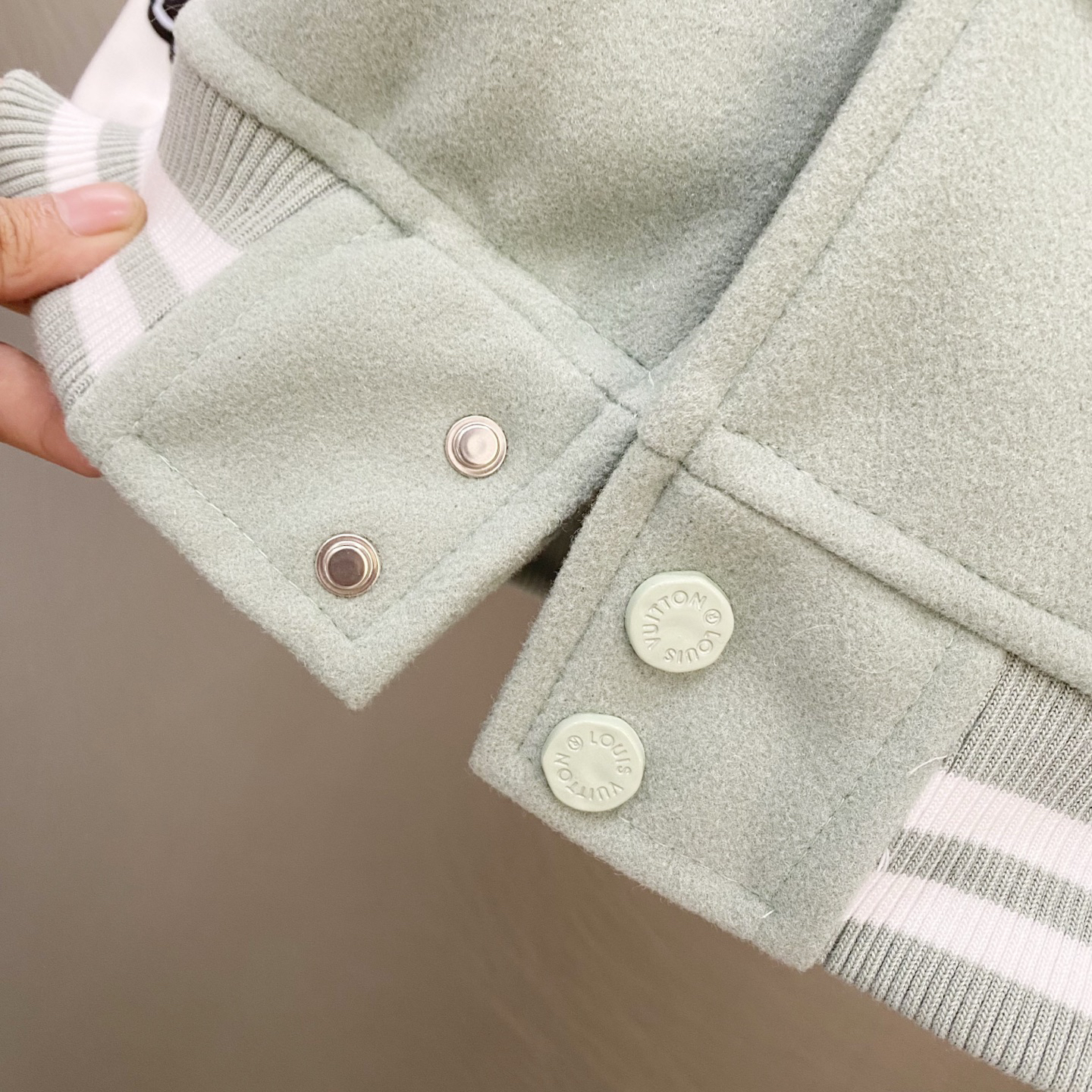 ルイ・ヴィトン「Louis Vuitton」モダンベースボールジャケット