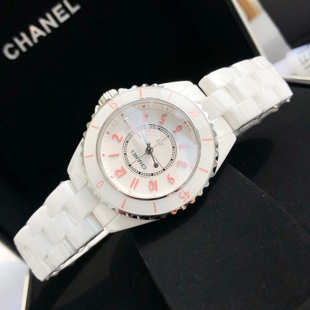 シャネル「Chanel」J12 キャリバー 33MM