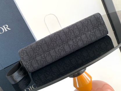 ディオール「Dior」オブリック モチーフ ポーチ