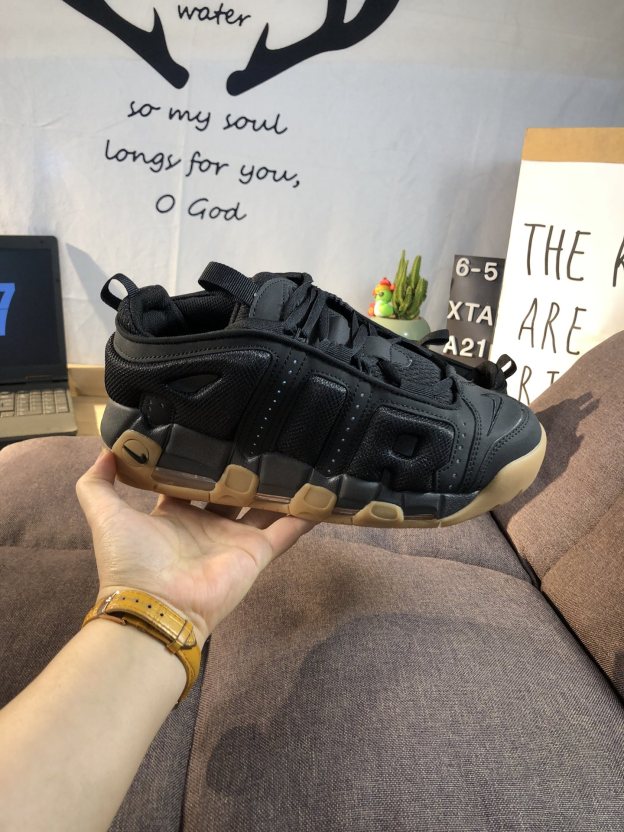 ナイキ「Nike」ク ロー カジュアルスニーカー