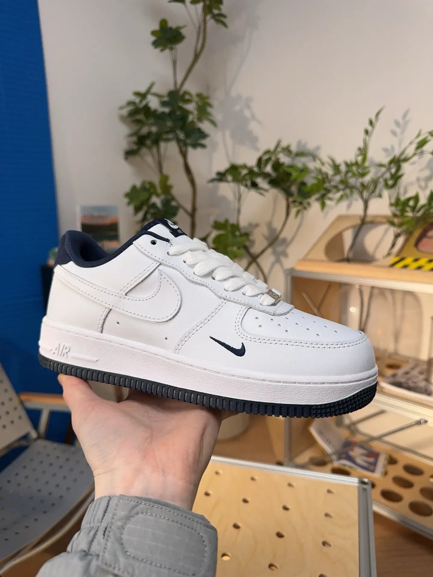 ナイキ「Nike」Air Force 1 '07 Low Platform ローテップ スニーカー