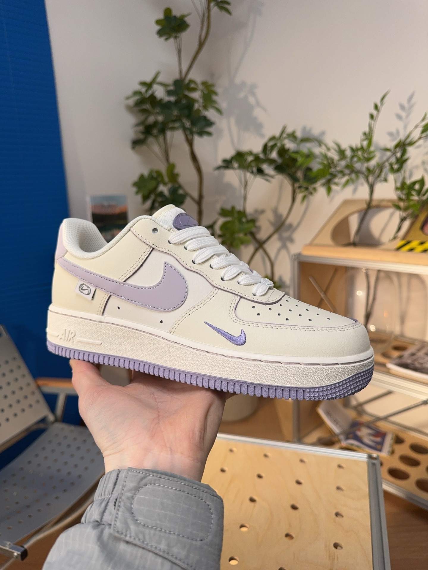 ナイキ「Nike」Air Force 1 '07 Low Platform ローテップ スニーカー