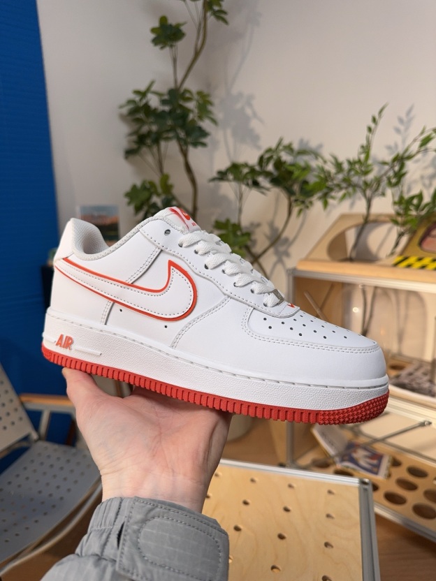 ナイキ「Nike」ク ロー カジュアルスニーカー