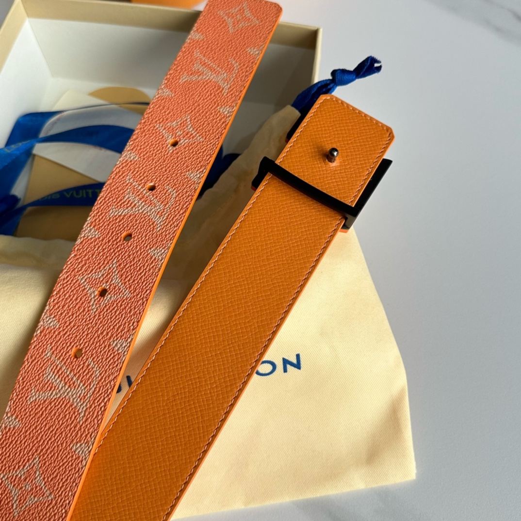ルイ・ヴィトン「Louis Vuitton」ベルト･LV イニシャル 40MM リバーシブル