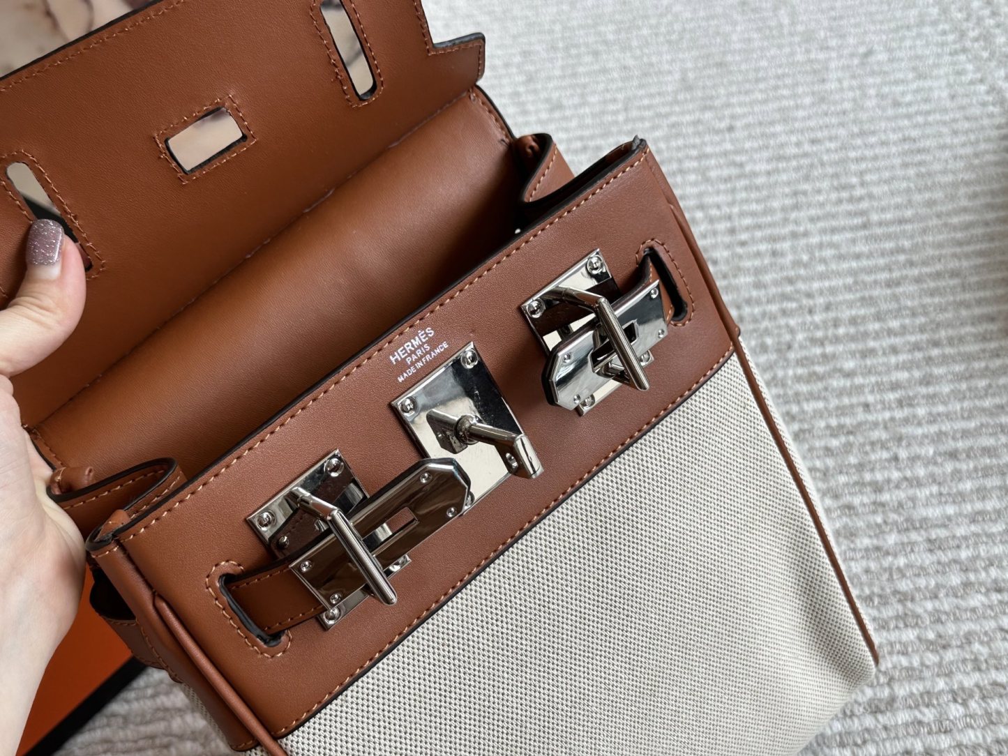 エルメス「Hermès」Hac a Dosバックパック 2色「日本未入荷」
