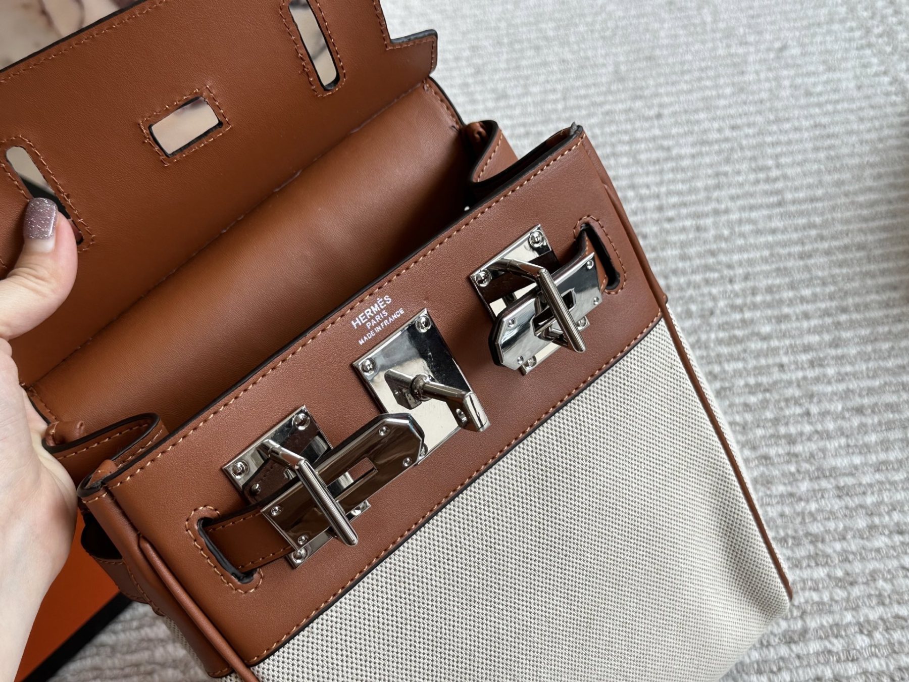 エルメス「Hermès」Hac a Dosバックパック 2色「日本未入荷」