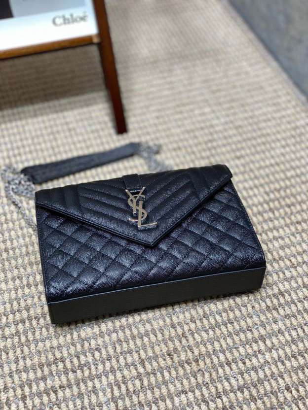 サンローラン「Saint Laurent」 ENVELOPE ミディアム エンヴェロップバッグ