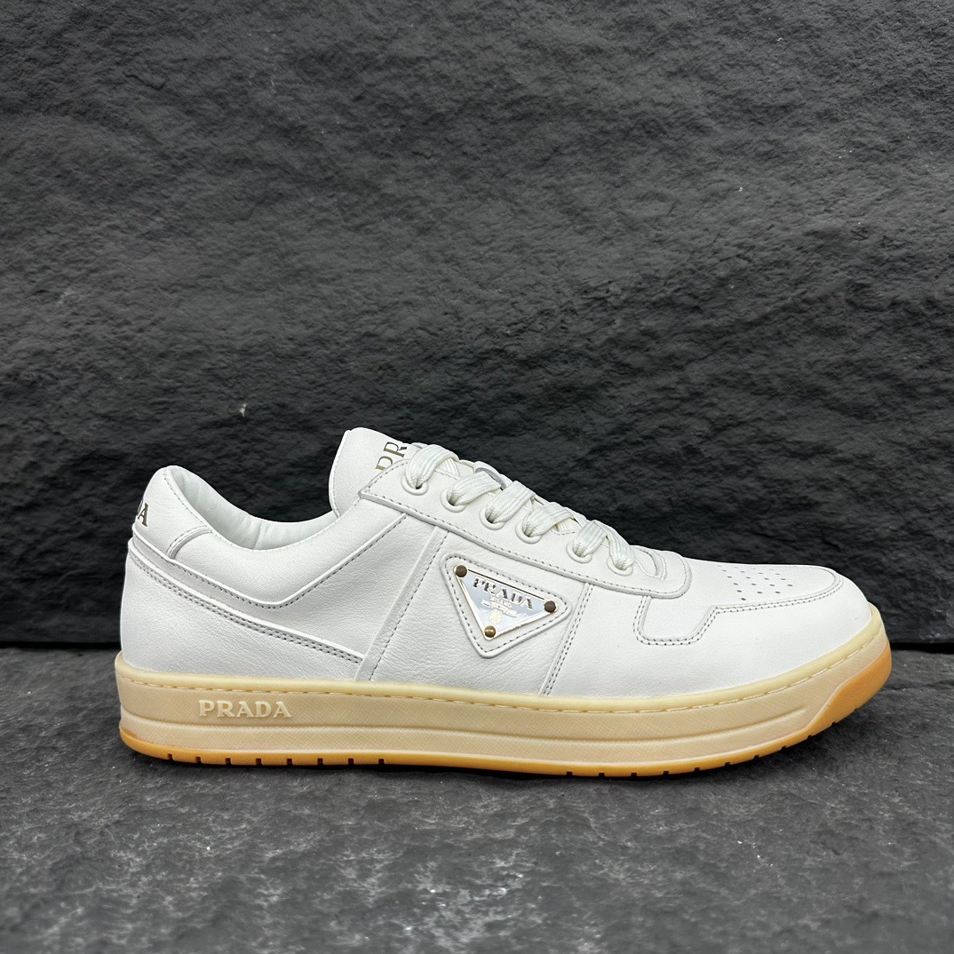 プラダ［Prada］ Downtown レザースニーカー