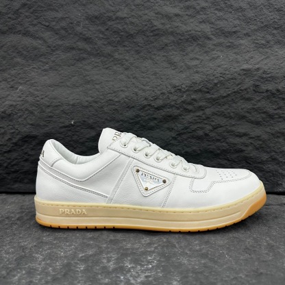 プラダ［Prada］ Downtown レザースニーカー