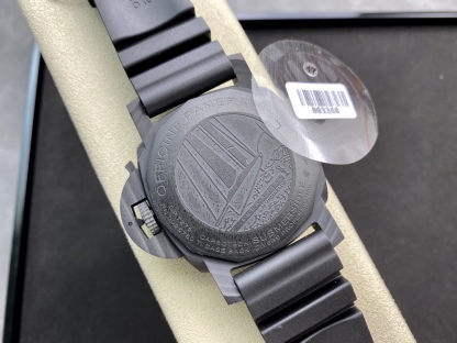 パネライ「Panerai」サブマーシブル ルナ・ロッサ カーボテック 47MMダイバーズウォッチ