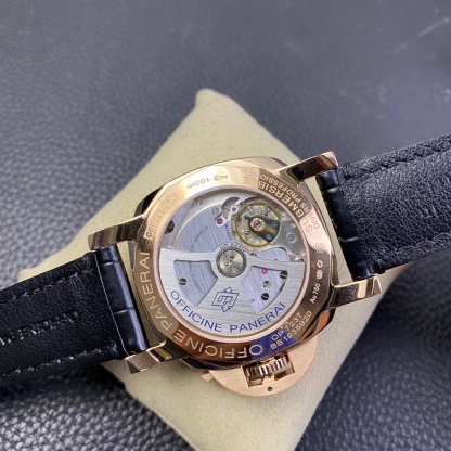 パネライ「Panerai」サブマーシブル 42MM腕時計