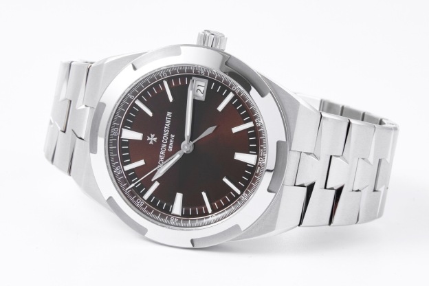 ヴァシュロン コンスタンタン「Vacheron Constantin」オーヴァーシーズ メンズウォッチ41MM