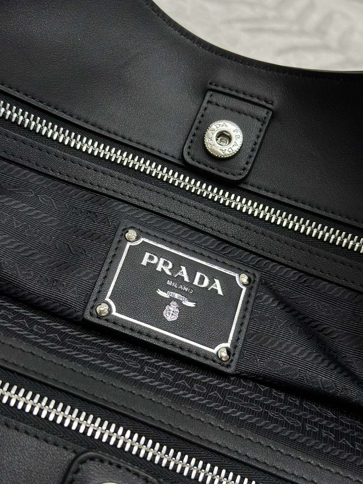 プラダ「Prada」ヴィンテージ ラージトートバッグ