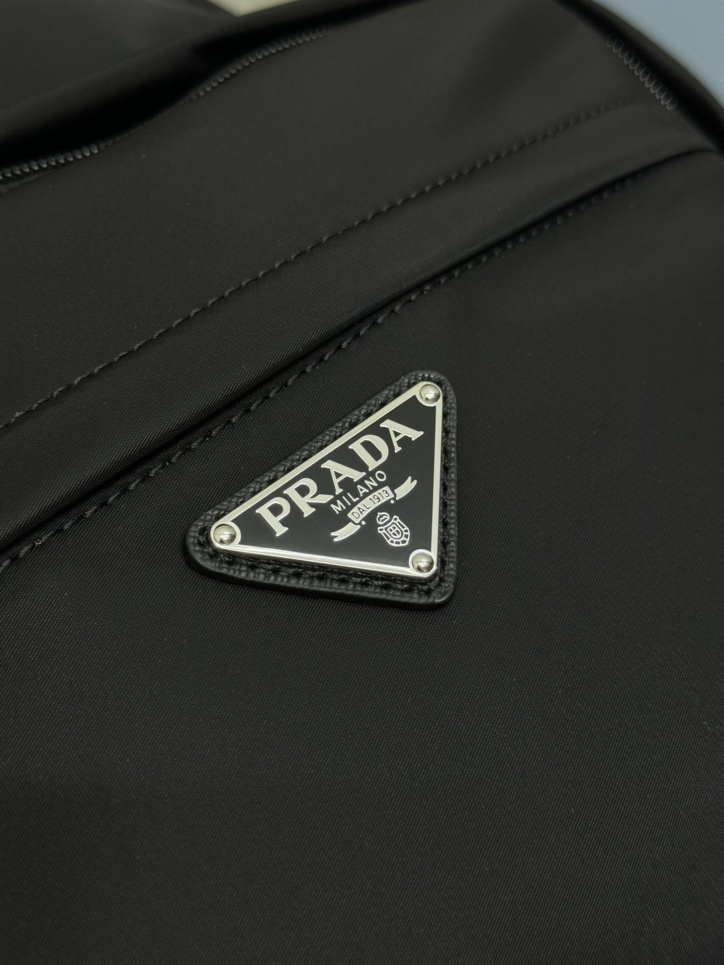 プラダ「Prada」 サフィアーノ＆ナイロン バックパック
