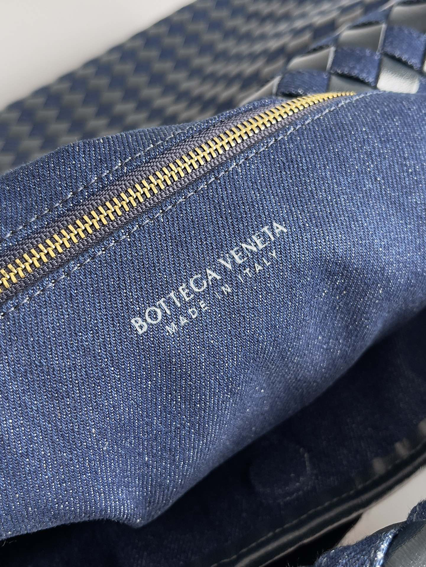 ボッテガ・ヴェネタ「Bottega Veneta」HOP デニム＆レザー ラージショルダーバッグ