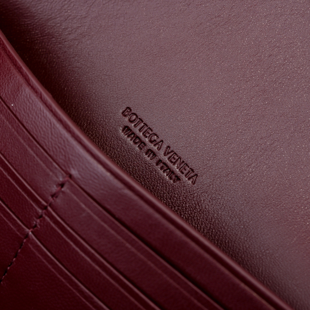 ボッテガ・ヴェネタ「Bottega Veneta」 デザートスエード クラッチバッグ