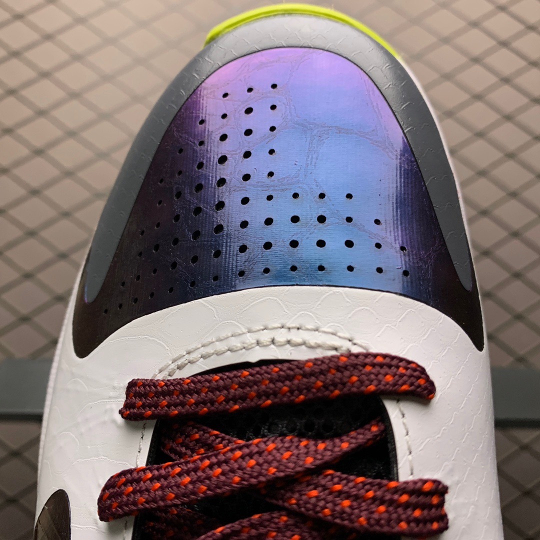 ナイキ［Nike］ Zoom Kobe 5 Protro "Chaos" バスケットボールシューズ