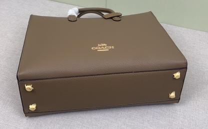 コーチ「Coach」Maise Tote レディーストートバッグ