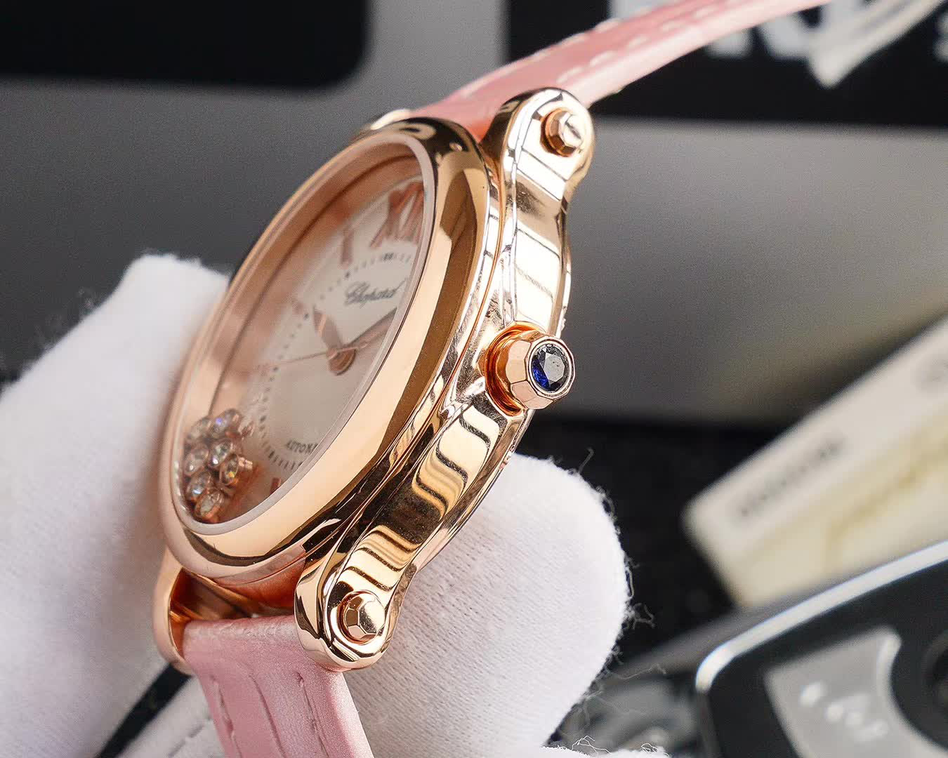 ショパール「Chopard」ハッピースポーツ オーバル レディースウォッチ36MM