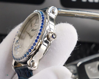 ショパール「Chopard」ハッピースポーツ オーバル メンズウォッチ36MM