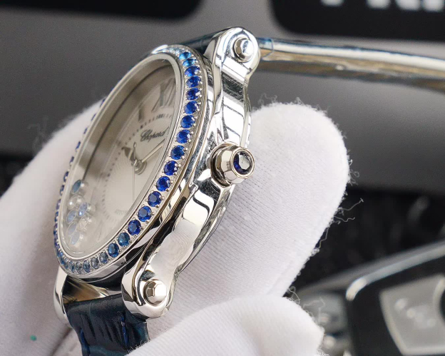 ショパール「Chopard」ハッピースポーツ オーバル メンズウォッチ36MM