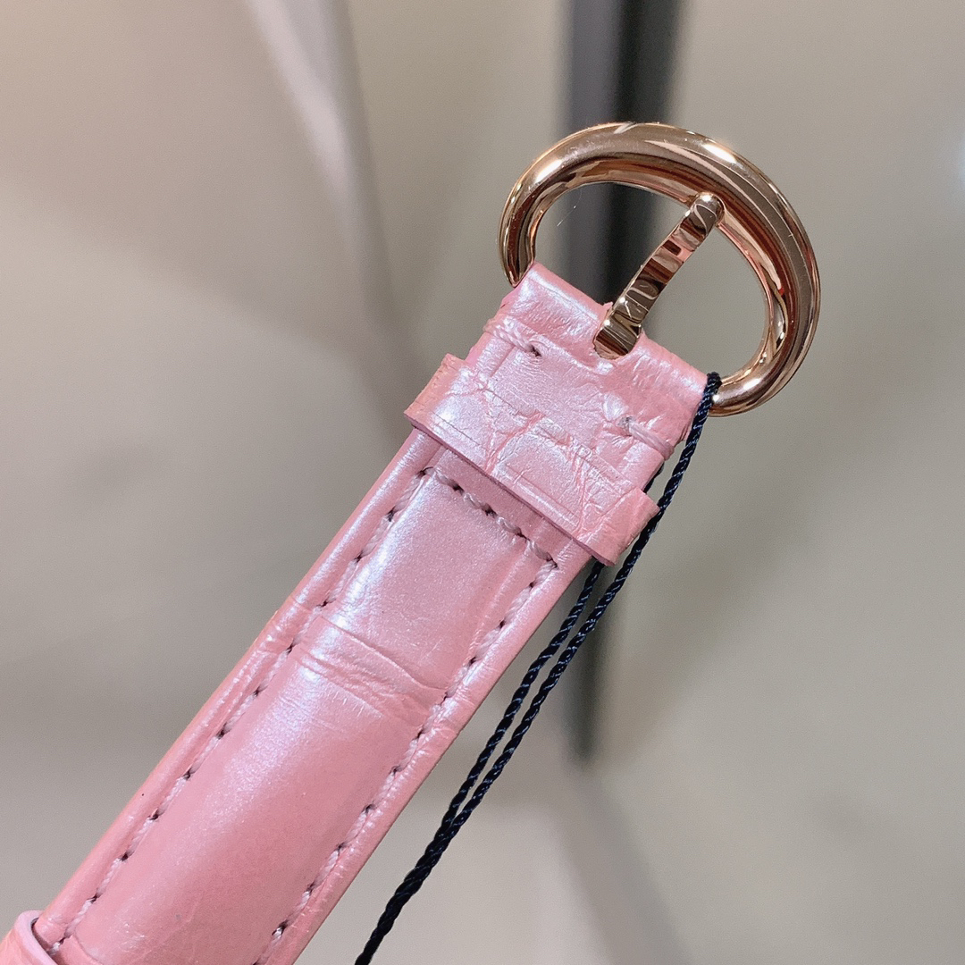 ショパール「Chopard」ハッピースポーツ オーバル レディースウォッチ36MM