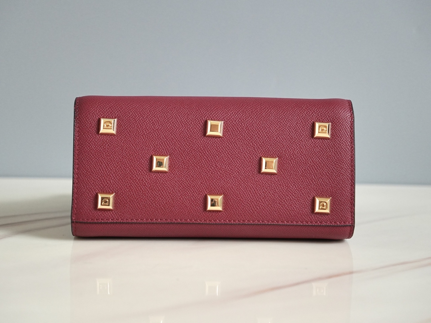 フェラガモ「Ferragamo」スタジオ ソフトトートバッグ