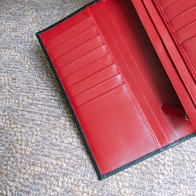 フェラガモ「Ferragamo」メンズビジネスウォレット