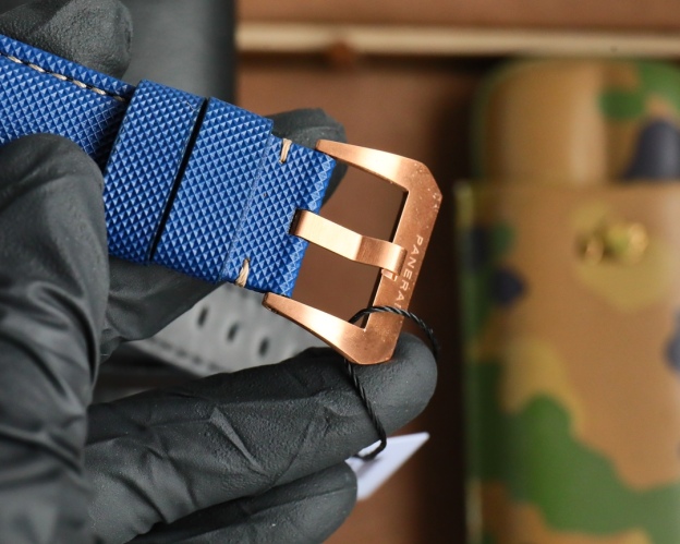 パネライ［Panerai］Luminor Series Curved Coated Sapphire Glass Watch44MM