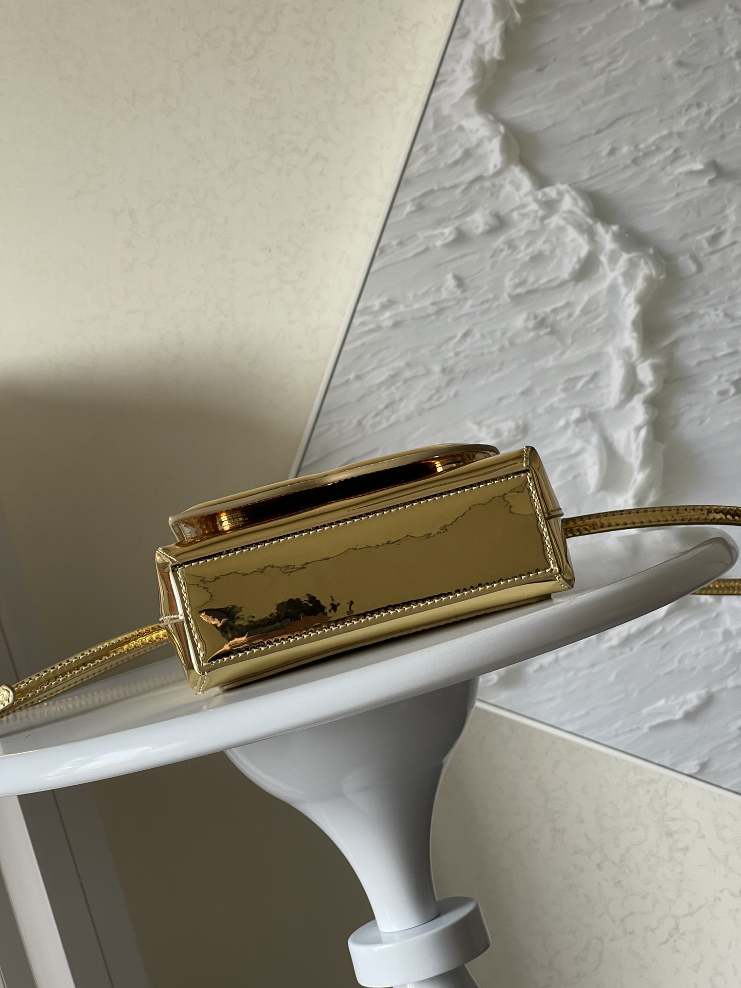 ドルチェ・アンド・ガッバーナ「D&G」レザー ショルダーバッグ