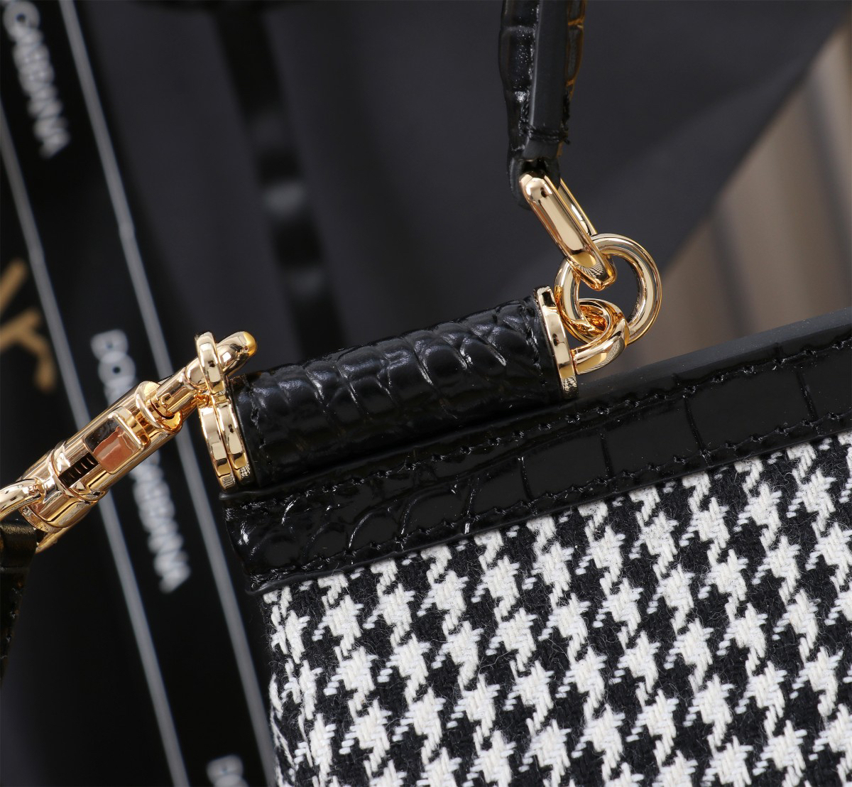 ドルチェ・アンド・ガッバーナ「D&G」クロコダイルエンボス ツイード トップハンドルバッグ