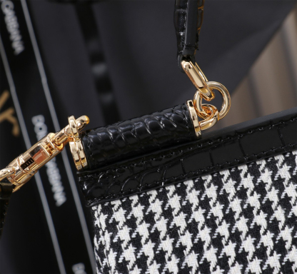 ドルチェ・アンド・ガッバーナ「D&G」クロコダイルエンボス ツイード トップハンドルバッグ