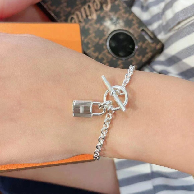 エルメス「Hermès」ケリー ロック ブレスレット16MM