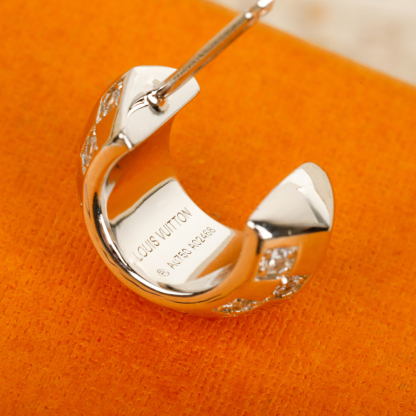 ルイ・ヴィトン「Louis Vuitton」ダイヤモンド・イヤリング