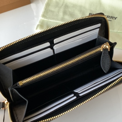 バーバリー「Burberry」Houseチェック & 粒革 ジップ ウォレット