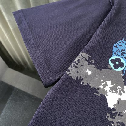 ルイ・ヴィトン「Louis Vuitton」 2025 スプリング スームインク プリント クルーネックTシャツ（メンズ）‌