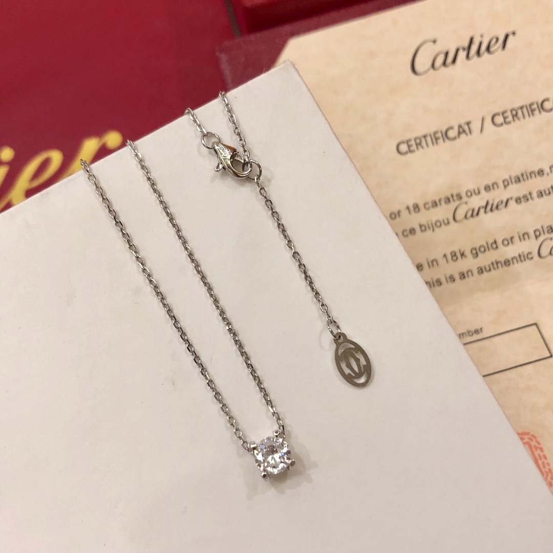 カルティエ「Cartier」ラブ シングルダイヤモンド ホーン ネックレス