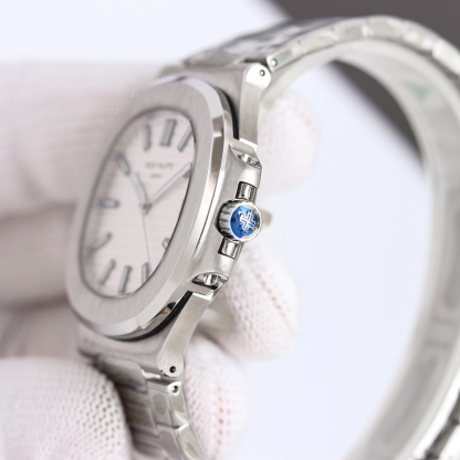 パテック フィリップ「Patek Philippe」ノーチラス 40mmメンズウォッチ