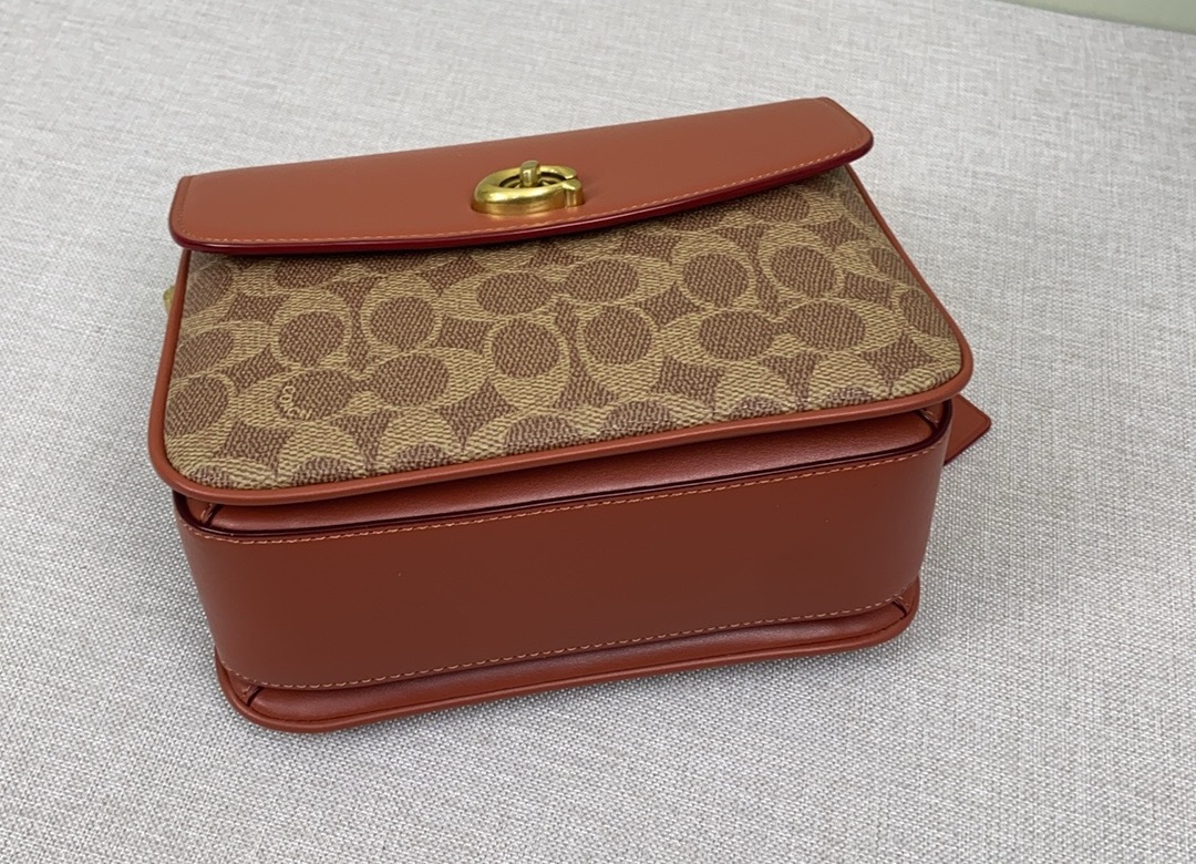 コーチ(Coach) キャシー クロスボディ バッグ 19・シグネチャー キャンバス CV436