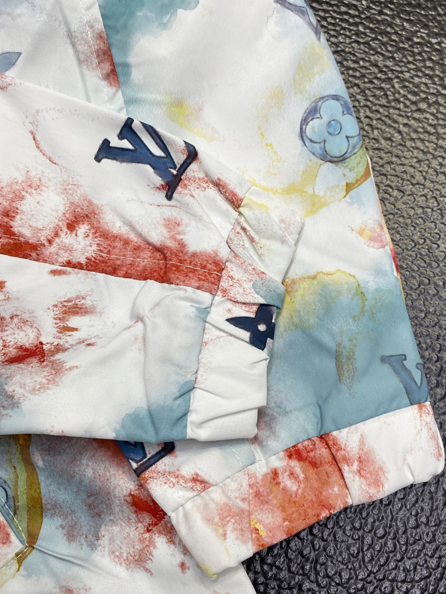 ルイ・ヴィトン「Louis Vuitton」メンズ リゾート 2025 春夏 サンケア ジャケット