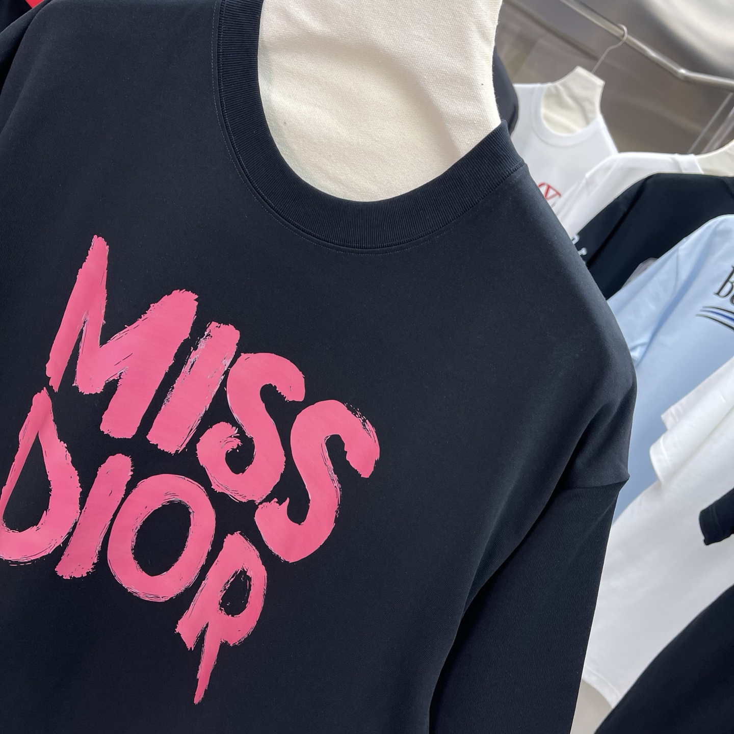 ディオール「Dior」クラシックコレクション プリントTシャツ