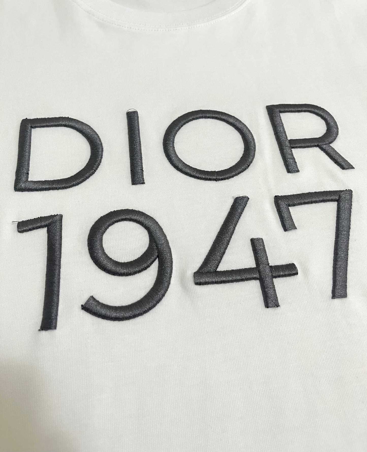 ディオール「Dior」25SS プレステージ エンブロイダリー クルーネックTシャツ