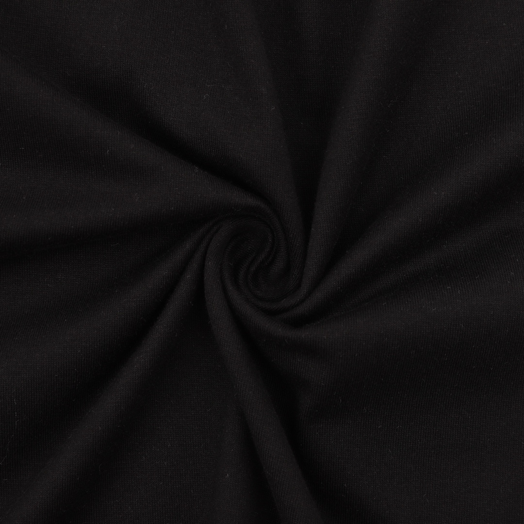 バーバリー「Burberry」クラシック シャドウレタリング プリント Tシャ