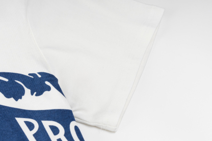 バーバリー「Burberry」グランドホース エンブレム Tシャツ