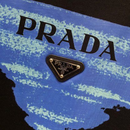 プラダ「Prada」2025SS 260g トライアングルエンブレム Tシャツ