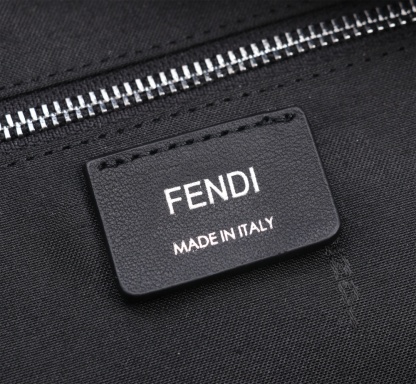 フェンディ「Fendi」バグズ メンズ ナイロン＆レザー バックパック