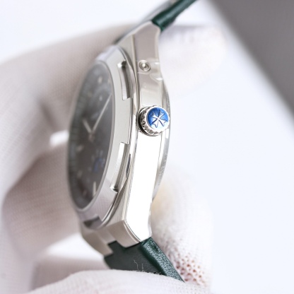 ヴァシュロン・コンスタンタン［Vacheron Constantin］Overseas Moon Phase Retrograde 腕時計41MM