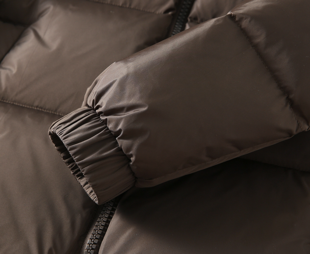 ルイ・ヴィトン「Louis Vuitton」秋冬コレクション ダウンジャケット