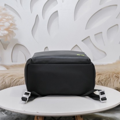 フェンディ「Fendi」 ストライク メンズ ラージ バックパック-ISETAN PRESTIGE CURATED