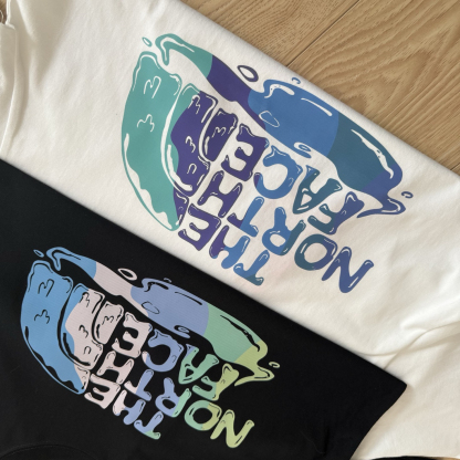 ザ・ノースフェイス「The North Face」 トラベルシリーズ カジュアルプリントTシャツ